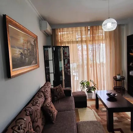 Warm Wooden Escape, Cozy & Elegant Stay Tirana Exterior photo