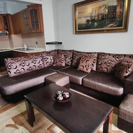 Warm Wooden Escape, Cozy & Elegant Stay Tirana Exterior photo
